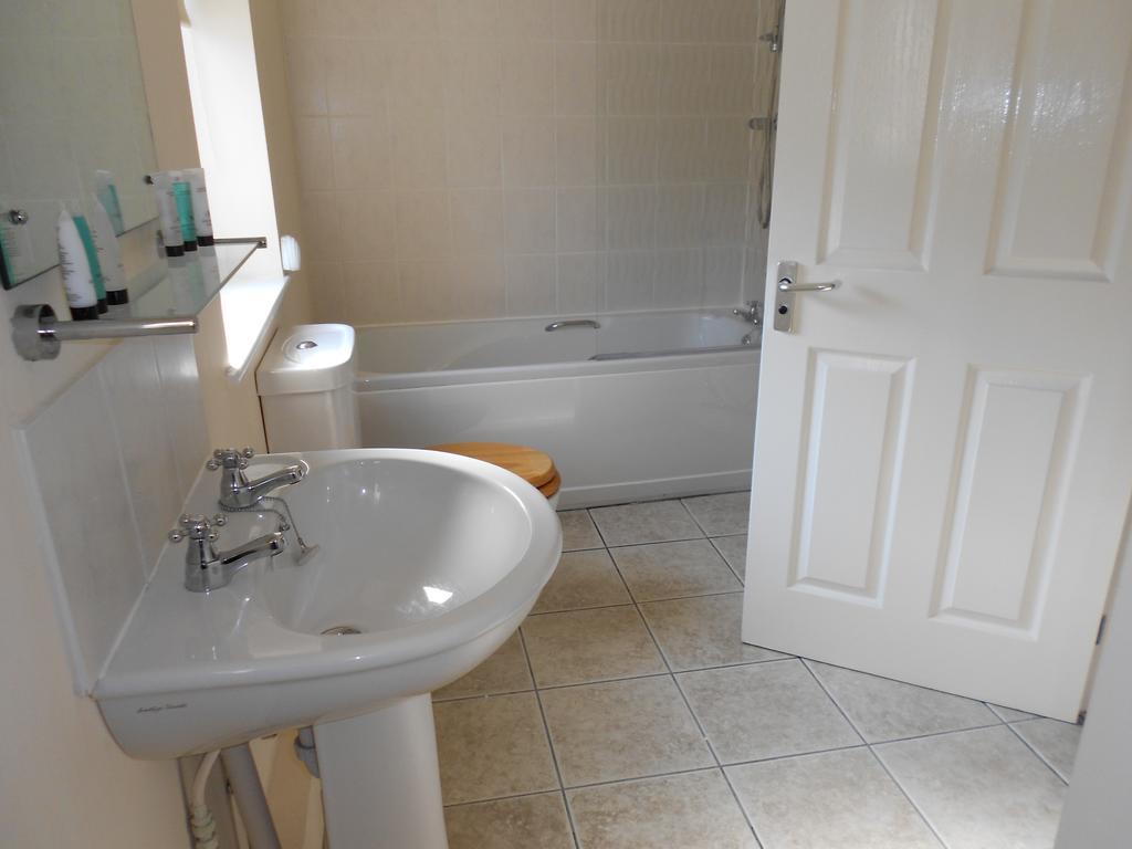 The Shady Oak B&B Whaley Bridge Room photo