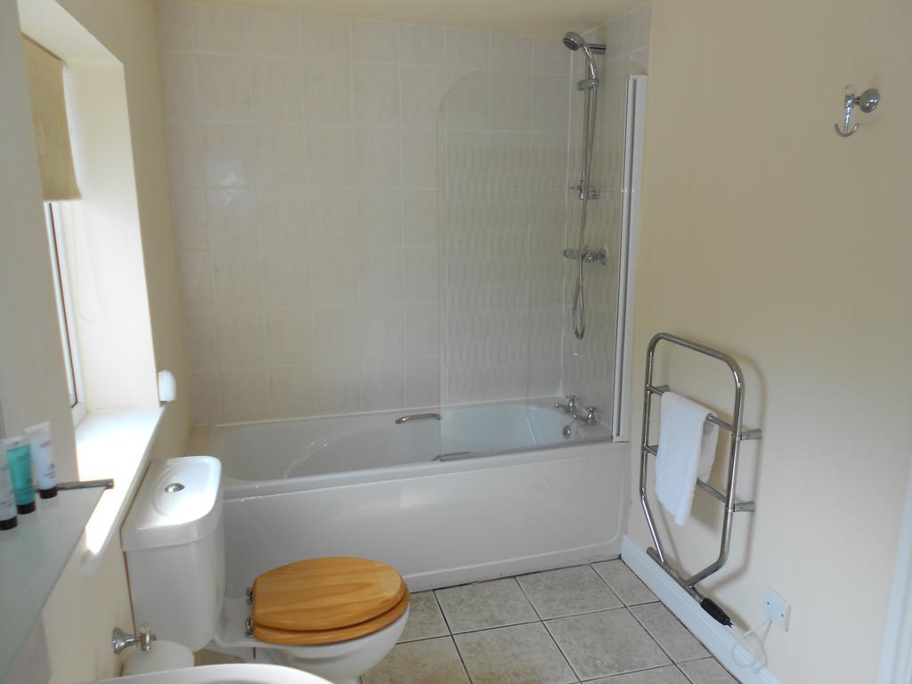The Shady Oak B&B Whaley Bridge Room photo